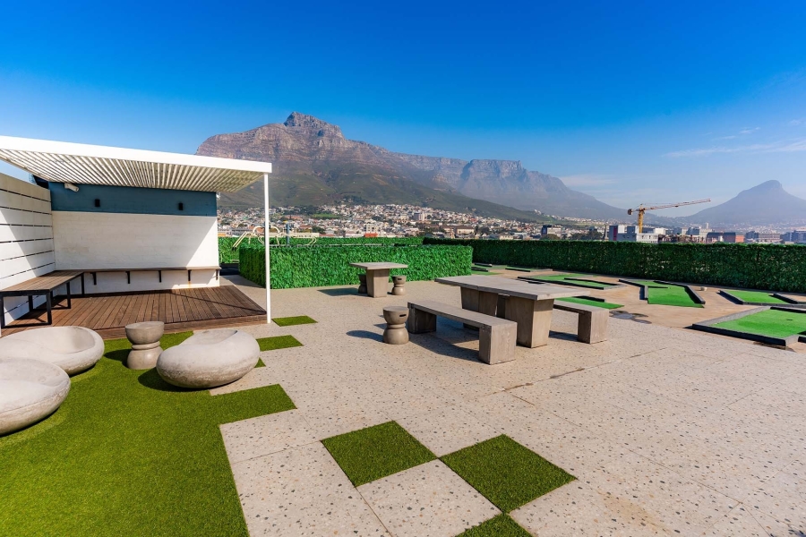 1 Bedroom Property for Sale in Woodstock Western Cape